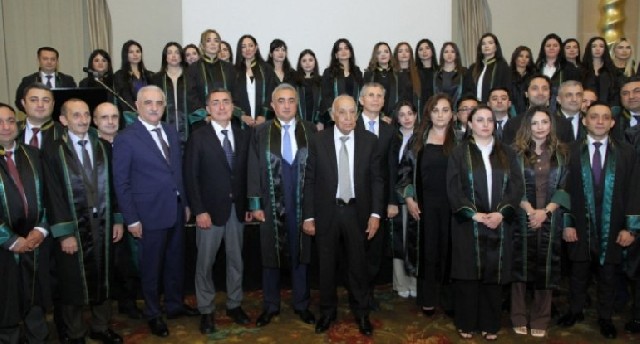 Azərbaycanda 2700-dən çox vəkil fəaliyyət göstərəcək