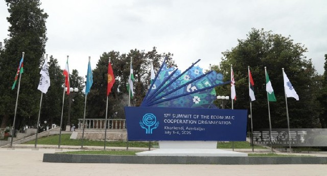 Xankəndidə Tarixi Zirvə: Azərbaycanın Regional Liderlik Rolunun Güclənməsi