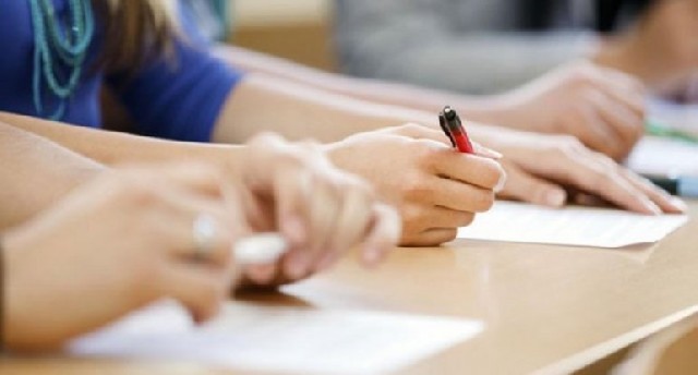 Dövlət qulluğuna qəbul imtahanları keçiriləcək