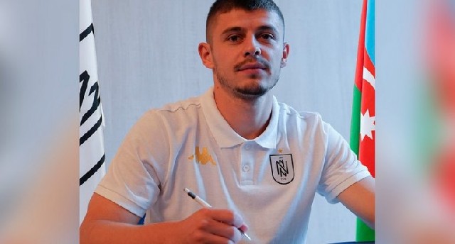 "Neftçi" rumıniyalı müdafiəçini transfer edib
