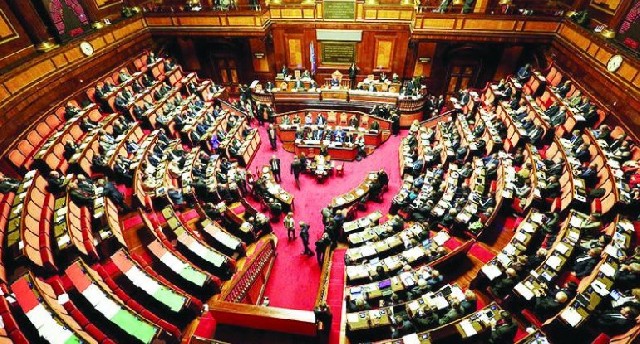 Qadın cinayətləri törədənlərin ömürlük həbsi üçün qanun layihəsi hazırlandı
