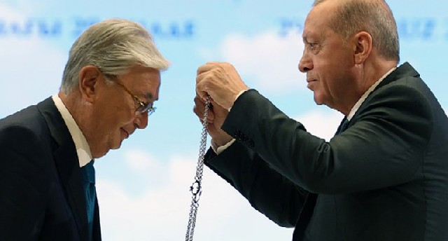 Ərdoğan Tokayevə Türkiyənin ən yüksək medalını verdi