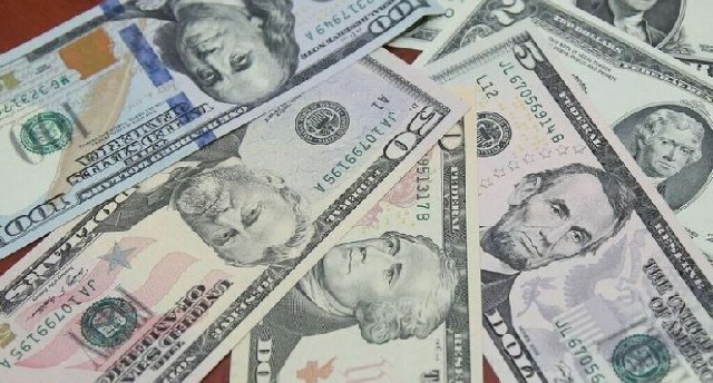 Rusiyada dollar KƏSKİN BAHALAŞDI