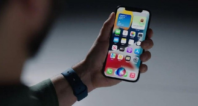 "iPhone" işlədənlərə YENİLİK