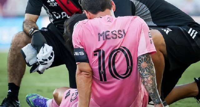 Messi zədələnib