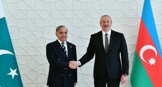 İlham Əliyev Məhəmməd Şahbaz Şərifə zəng edib