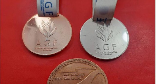 Azərbaycanda 3 medal satışa çıxarıldı - FOTO