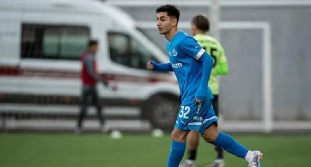 Daha bir futbolçu milliləşdirilir